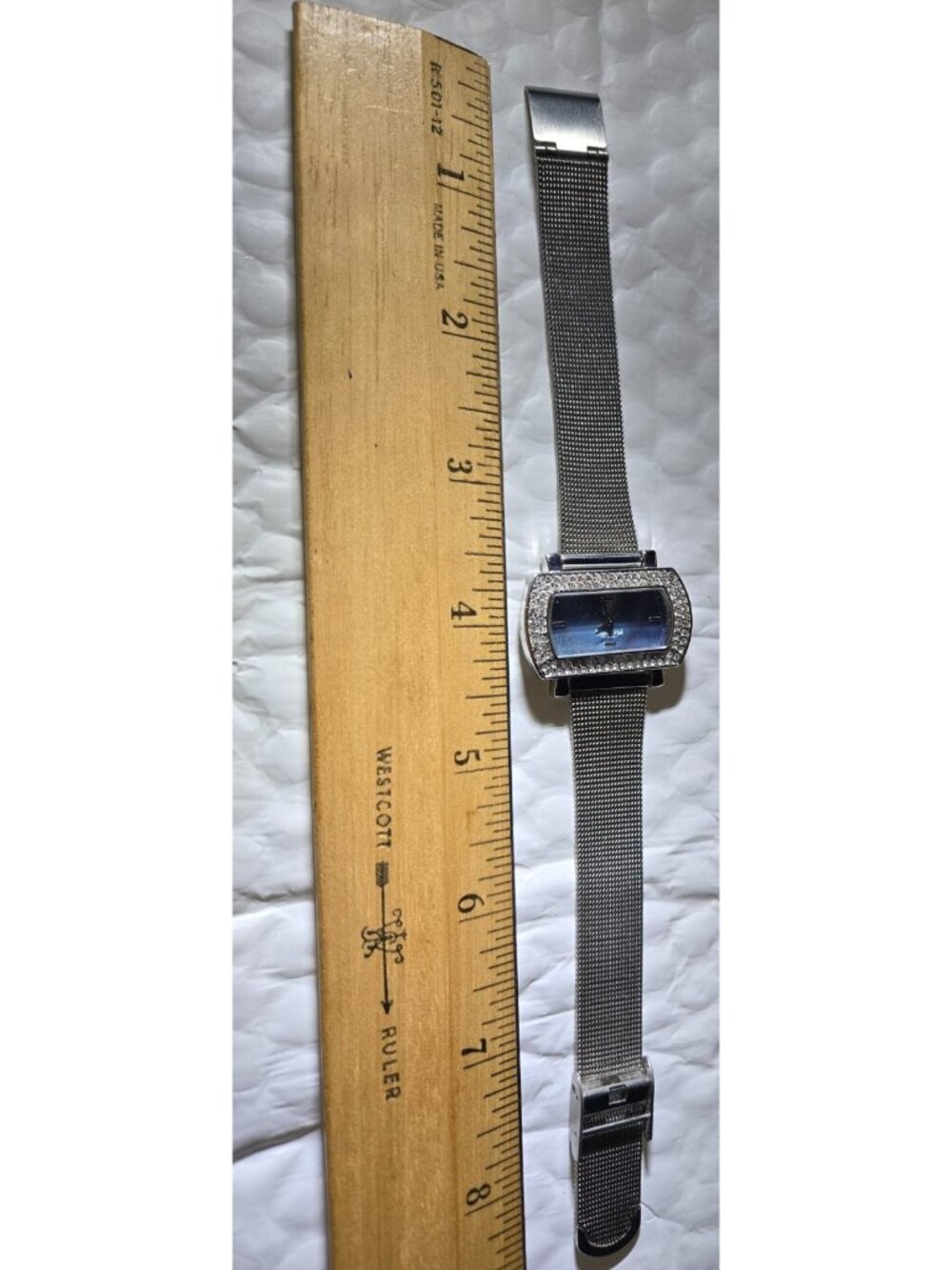 Victoria Wieck B1896 Blue MOP Dial Crystal Bezel Women's Watch 33 x 20mm - Picture 4 of 7